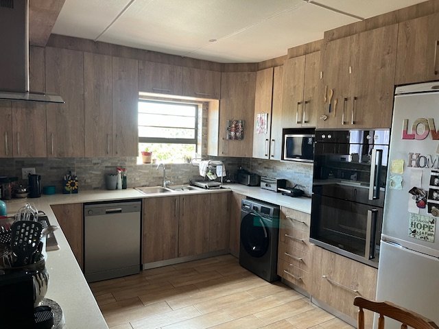 3 Bedroom Property for Sale in Scheepershoogte Eastern Cape